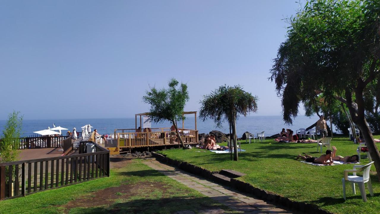 아치카스텔로 Nero Basalto Azzurro Mare B&B 외부 사진