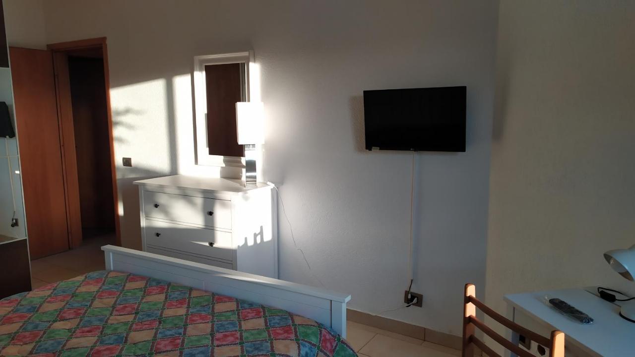 아치카스텔로 Nero Basalto Azzurro Mare B&B 외부 사진
